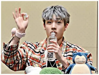 🎈 человек, мужчина, бутылка воды, kpop, айдол, stray kids telegram sticker