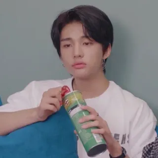🍫 pessoa, homem, lanches, batatas fritas, Pringles whatsapp sticker