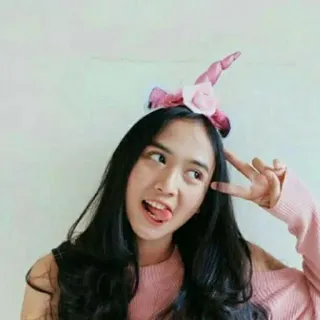 😜 mulher, menina, tiara de unicórnio, sinal de paz, retrato, fofa, jovem telegram sticker