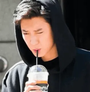 🌻 personne, sweat à capuche, boisson, café, portrait, homme telegram sticker