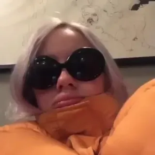 💖 Billie Eilish 名人, 歌手, 肖像, 人物, 太阳镜, 比莉·艾利什 telegram sticker