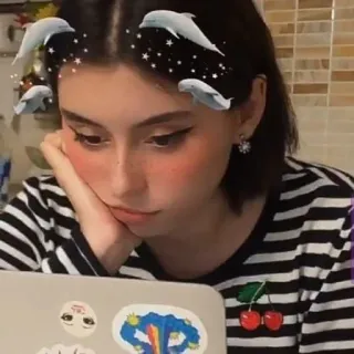🥱 telegram sticker