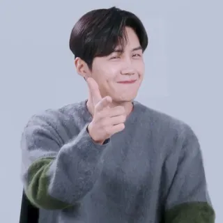 👌 coréen, acteur, pistolet avec les doigts, pointer, célébrité, kim seon-ho telegram sticker