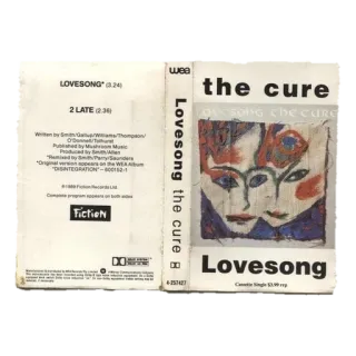 🌟 Disintegration LOVESONG (3.24)
2 LATE (2.36)
WEA
the cure
Lovesong the cure
Lovesong musica, the cure, lovesong, cassetta, album telegram sticker