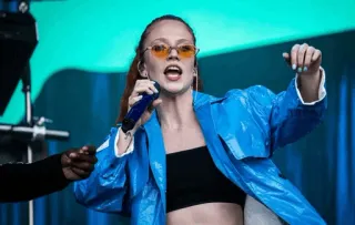 🌈 歌手, 音乐, 表演, 艺术家, 演唱会, 表演者 telegram sticker