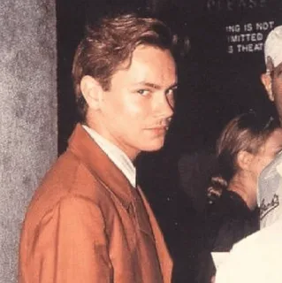 ⚡ River Phoenix актер, портрет, знаменитость, Ривер Феникс telegram sticker