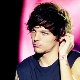🙁 Louis Tomlinson chanteur, célébrité, homme, portrait telegram sticker