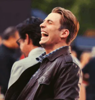😂 Chris Evans, rindo, jaqueta de couro, ator, retrato, celebridade telegram sticker