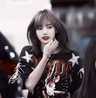 🎧 Lisa Lisa, Blackpink, K-Pop, cantante, celebridad whatsapp sticker