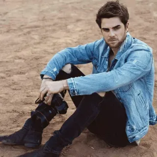 📎 man, jeans, denim jacket, photography, photographer, portrait telegram sticker