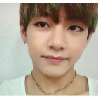😍 V kpop, bts, v, música, ídolo, cantante telegram sticker