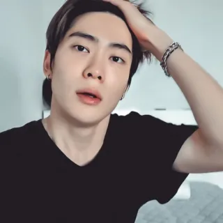 @gibransu as Jaehyun [4] telegram stickers