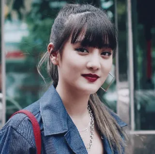 🌛 mujer, chaqueta vaquera, retrato, moda, maquillaje, pendientes telegram sticker