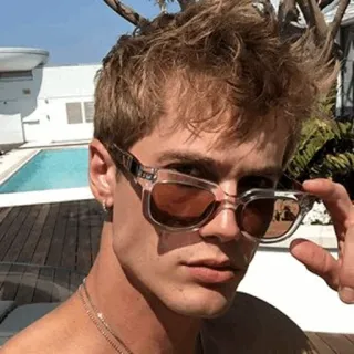 ⚠️ Mann, Sonnenbrille, männlich, jung, im Freien, Pool, Sommer telegram sticker