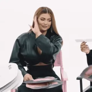 ◾️ Kylie Jenner Kylie Jenner, celebridade, mulher, pessoa, modelo, estrela de reality show telegram sticker