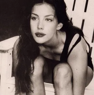 🍒 Liv Tyler Liv Tyler, atriz, celebridade, preto e branco, retrato telegram sticker