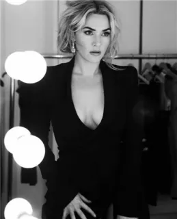 🤞 Kate Winslet actrice, célébrité, noir et blanc, portrait, femme, mode telegram sticker