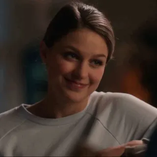 ✨ Kara Danvers Supergirl woman, smiling, portrait, character, tv show, supergirl, kara danvers whatsapp sticker