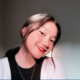 🌟 woman, smiling, portrait, person, face telegram sticker