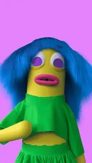 💃 bambola, capelli blu, occhi viola, maglietta verde, sfondo rosa, pelle gialla telegram sticker