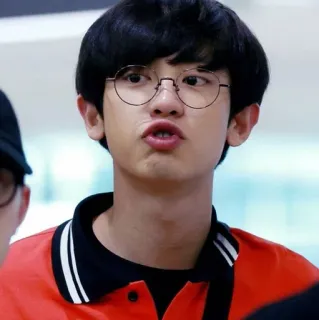 😗 telegram sticker