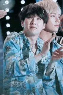 😕 Suga kpop, musique, chanteur, artiste, célébrité telegram sticker