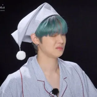 😉 kpop, nachtkleding, slaap, pyjama, pet, koreaans telegram sticker