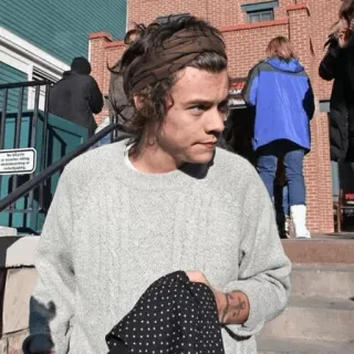 🎵 Harry Styles man, portrait, celebrity, singer, sweater telegram sticker