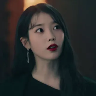 🍷 IU IU, Koreaans, zangeres, actrice, beroemdheid telegram sticker