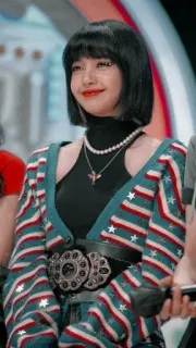 🤡 Lisa kpop, 블랙핑크, 리사, 가수, 여자, 연예인, 패션 telegram sticker