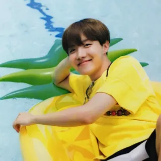 🙂 J-Hope J-Hope, BTS, K-Pop, Músico, Celebridad, Ídolo, Surcoreano telegram sticker
