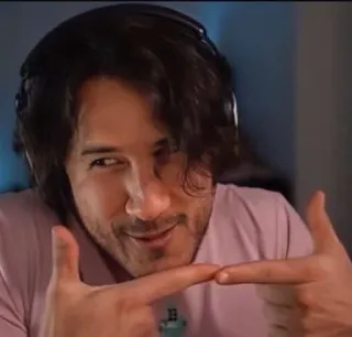 🤭 Markiplier, Meme, suffisant, Portrait, Personne, Créateur de contenu telegram sticker