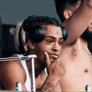 🖤 XXXTentacion rapper, muziek, zanger, koptelefoon, portret telegram sticker
