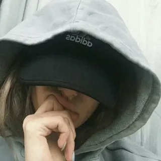 🤍 adidas Personne, Sweat à capuche, Adidas, Chapeau, Décontracté telegram sticker