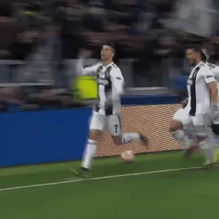 🤩 Cristiano Ronaldo Криштиану Роналду, Футбол, Soccer, Ювентус, Игрок, Спортсмен, Празднование whatsapp sticker