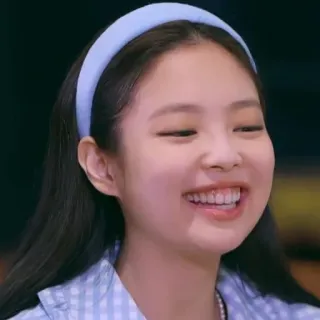 🥟 Jennie kpop, cantora, mulher, asiática, sorriso, tiara, retrato whatsapp sticker