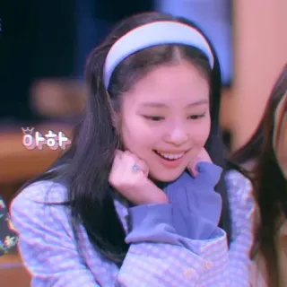💜 아하 coréen, femme, sourire, bandeau, nattes whatsapp sticker