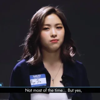 ⛲️ Not most of the time... But yes, mujer, persona, retrato, Ryujin, hello82 whatsapp sticker