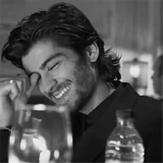 ▪️ Zayn Malik Zayn Malik, ca sĩ, người nổi tiếng, chân dung, trắng đen, nụ cười, đàn ông telegram sticker