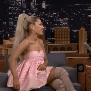 🌙 Ariana Grande ariana grande, singer, pink dress, celebrity, woman telegram sticker