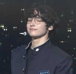 😉 흥얼 낼까아 k-pop, singer, glasses, male, person telegram sticker