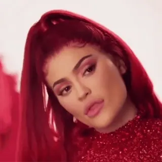 🚩 Kylie Jenner Kylie Jenner, Celebridade, Maquiagem, Retrato, Cabelo Ruivo, Beleza, Pessoa, Mulher telegram sticker