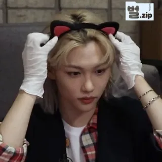 🥺 felix, stray kids, kpop, cat ears, idol, singer, celebrity telegram sticker