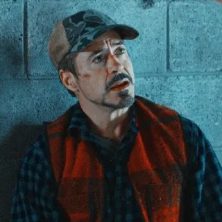 🥲 Tony Stark marvel, iron man, robert downey jr, desgastado whatsapp sticker