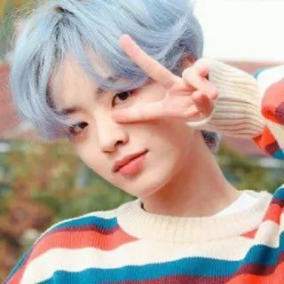 ✌️ Coréen, Style coréen, K-Pop, Signe de paix, Cheveux bleus, Asiatique whatsapp sticker