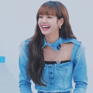 🌍 Lisa Lisa, Blackpink, K-pop, piosenkarka, celebrytka, kobieta, uśmiechnięta telegram sticker