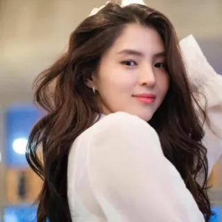 han sohee┇@petricchour   ۪̽꯴᩠ 🤍⸼۪ࣴ ⌒ whatsapp stickers