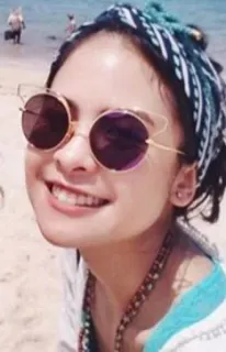 ❤ femme, portrait, lunettes de soleil, plage, sourire telegram sticker