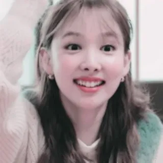 🐰 Nayeon Nayeon, K-pop, Twice, Idol, Cantora, fofa, menina whatsapp sticker