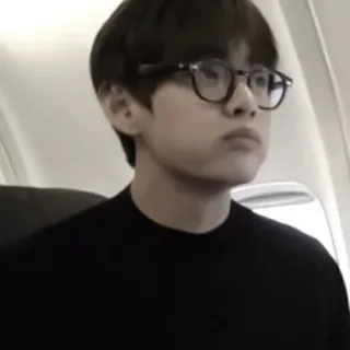 🥡 homme, lunettes, portrait, personne, assis, intérieur telegram sticker